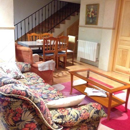 Apartamento Rural La Muralla De Pedraza Chavida Екстериор снимка