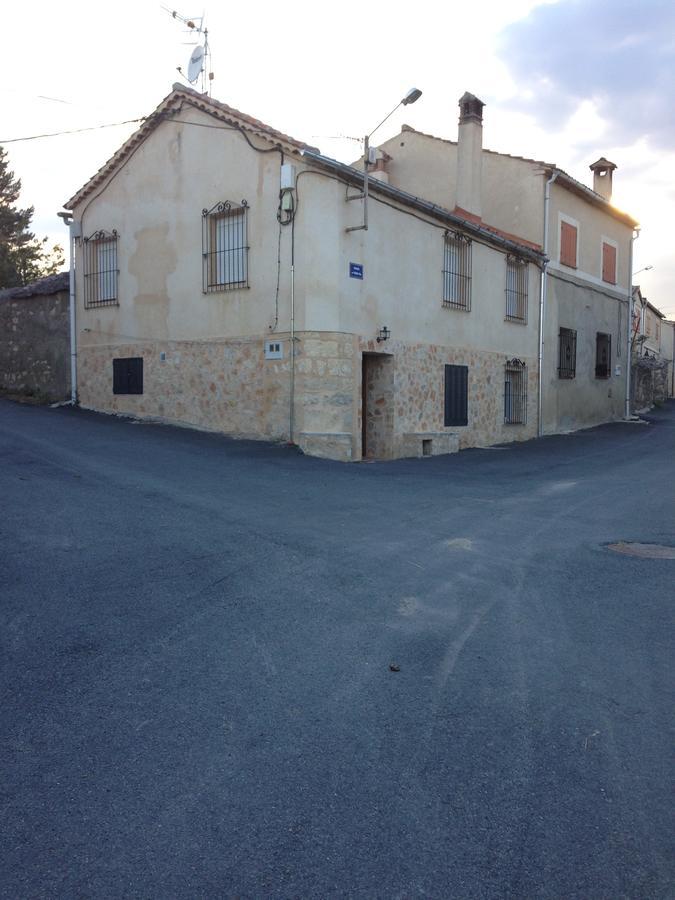 Apartamento Rural La Muralla De Pedraza Chavida Екстериор снимка