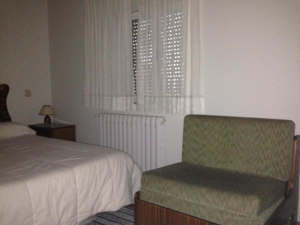 Apartamento Rural La Muralla De Pedraza Chavida Екстериор снимка